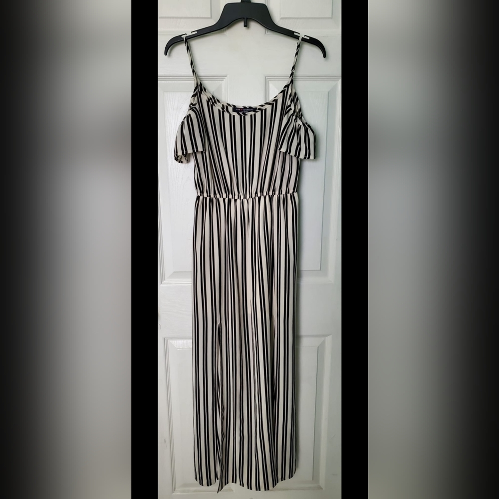 One Clothing Black & White Striped Maxi Dress Size Small